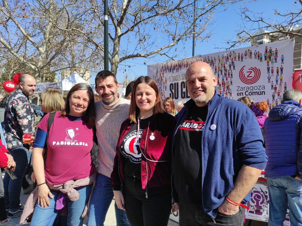 iu_aragon's tweet photo. @ElenaTomasBona @PilarVaqueroV @zaragozaencomun @mardemarzgz @Asanzr @barrioszgz @PCEAragon @iuzaragoza Equipazo desde la izquierda y por la izquierda: @mardemarzgz, @Asanzr , @ElenaTomasBona y @susodomin #5Marzada #5deMarzo #BarriosVivos #BarriosEnLucha https://t.co/dn7YLeCgsk