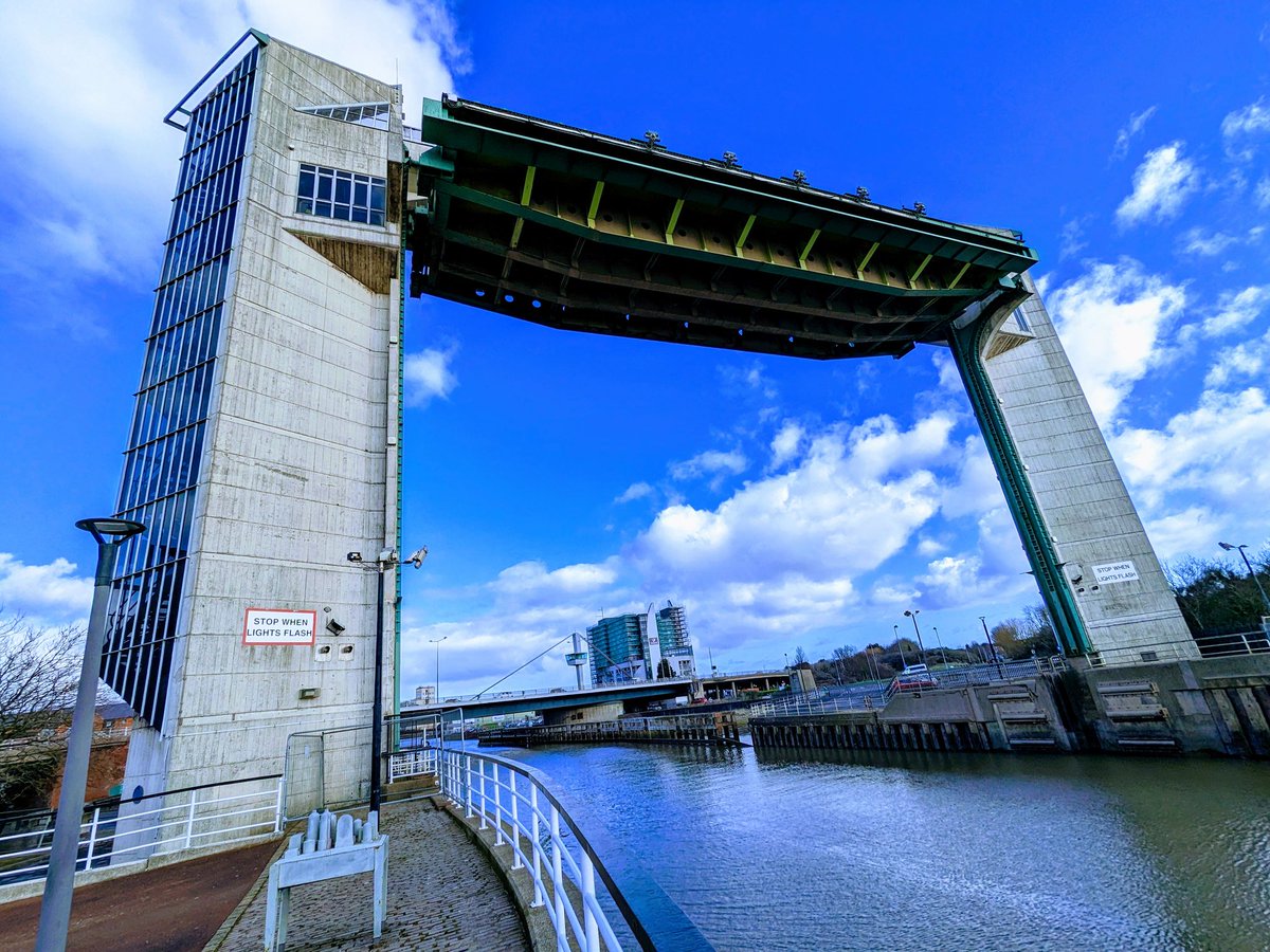TheHebViking's tweet photo. Hull Tidal Barrier
#HullTidalBarrier #Hull #Humberside #England #VisitHull #WelcomeToTorkshire https://t.co/lQXtGvv3ei