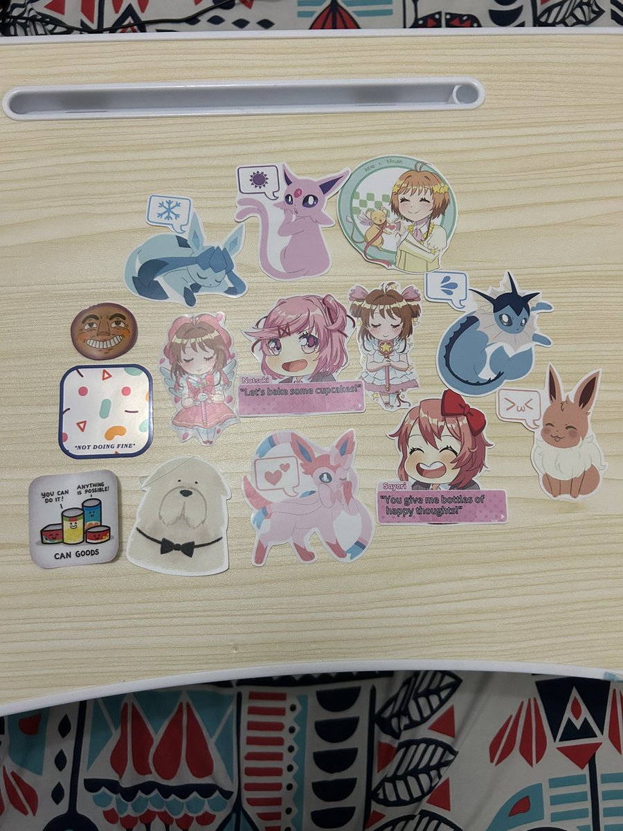 avatarchristine's tweet photo. ✨budget komiket haul✨

ang con-goer na gipit, sa business cards at socmed handles kumakapit 🤣 

thank you for the stickers @fran_aka_mak @plcreates @MarcelaSuller nickit.draws and stickypun on ig!! https://t.co/vr3eTWdZpN