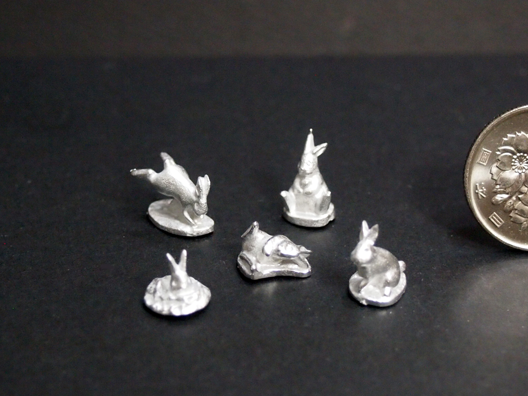 AuroraModel's tweet image. 新シリーズの1/35フィギュア、メタル抜けました。第一弾はウサギ、5体セットの2種類です。