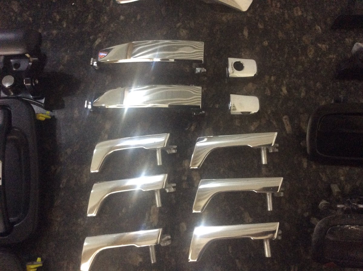 negociocriollo's tweet photo. Soy ingeniero mecánico especialista en equipos rotativos de PDVSA PEQUIVEN me jubile hace 9 años cuando los sueldos comenzaron a decaer tengo hoy día una fábrica de canillas de aluminio cromado para más de 150 carros necesito vendedores para caracas puerto la Cruz https://t.co/5NTFZTQXpF