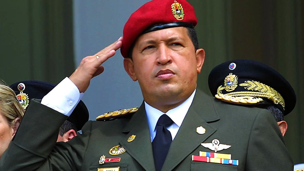 MarleneBuenoBl1's tweet photo. X aniversario de la partida a la inmortalidad del AMIGO de Cuba, el Arañero, el Comandante, el seguidor de Bolívar. Sabemos que lo te vas de nuestros corazones solo "fuiste un momentico a la misa" y estás junto a Martí, el Che, Bolívar y Fidel #ChavezVive https://t.co/ZJDxSULr2Y