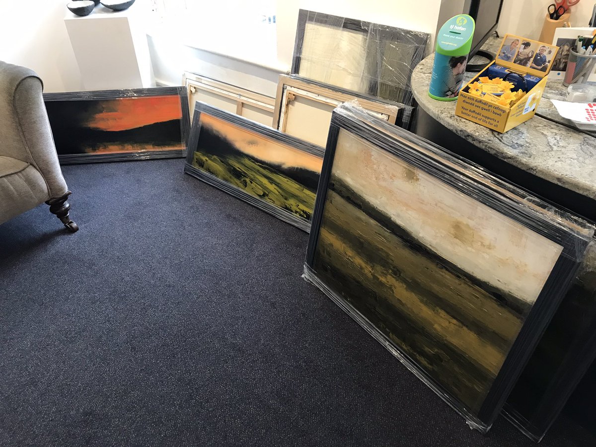 daiwillart's tweet photo. Paintings delivered to @albanygallery ready for opening night next Friday #exhibition #paintings #gallery #landscapes #welshart #needavan https://t.co/brRC0Fuvdk