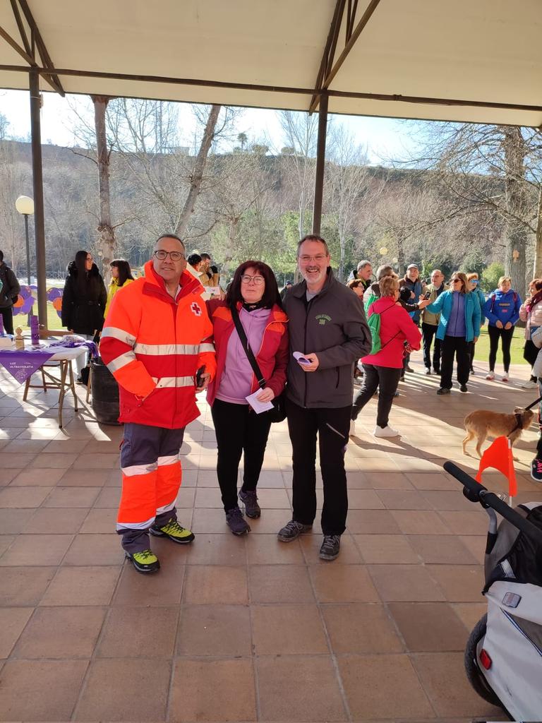 Espectacular el día en Arnedo en la marcha organizada por la Red Vecinal contra la Violencia de Género e Intrafamiliar. 

Espectacular por la climatología, la belleza del paseo y el buen ambiente de la marcha.
