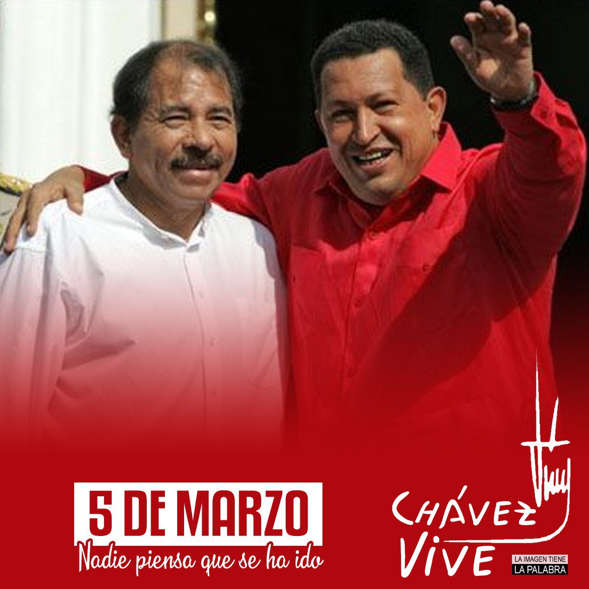#05Mar Han pasado 🔟 años de la siembra del Comandante Eterno y su corazón revolucionario sigue latiendo entre nosotros.

Gracias HugoChávez 🇻🇪 por tu amistad 

#ChavezCorazonDeLosPueblos 
#DeZurdaTeam 

<a href="/Titomara4/">Titomara🌐 #ElRenacerDeVenezuela</a> 
<a href="/YoDeVzla/">Marci Sánchez</a>