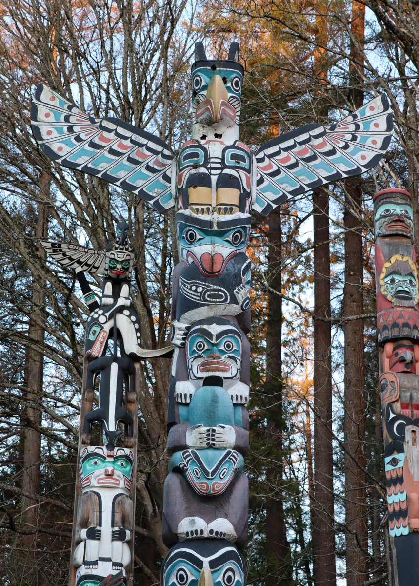 TsunamiSand's tweet photo. Thank you @SFUCoastalHaz & Ruby for being such great hosts! I had an amazing time on and off duty in #Vancouver. A perfect #Canada experience with fairytale-like forrests, snow hikes, #erratics, #totems, #eagles, suspension(!) bridges, poutine, #LondonFog, #salmon and #hockey 🇨🇦 https://t.co/A64UQ5jx4D