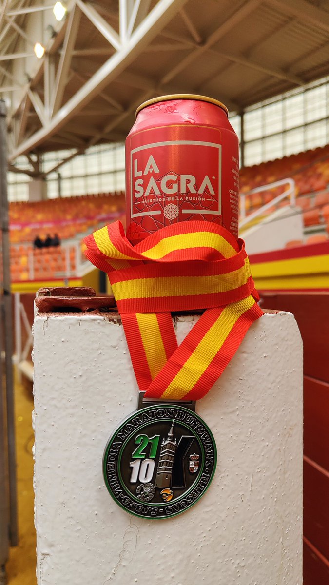 agarciahdealba's tweet photo. Pos Ale #21km de Illescas finiquitao #roadtoIM https://t.co/gflvFfUod5