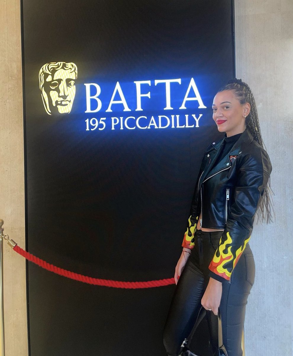 Yasmin Steadman ☀️ tweet media