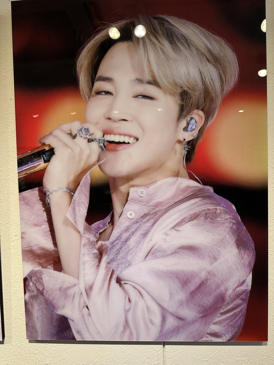 JIMIN_Chim_13's tweet photo. 昨日はジミンちゃんの写真展で京都に行って来ました♪
可愛らしいジミンちゃんがいっぱいで
とても癒され
ラキドロでまさかの額縁が￼￼
いらっしゃるみなさんがとてもいい方ばかりでホッコリして帰って来ました

@ILIKEIT_JM님
@ILIKEIT_jp様

素敵な展示会をありがとうございました🙏🏻

#stay_kyoto https://t.co/Sf8iVusaiG