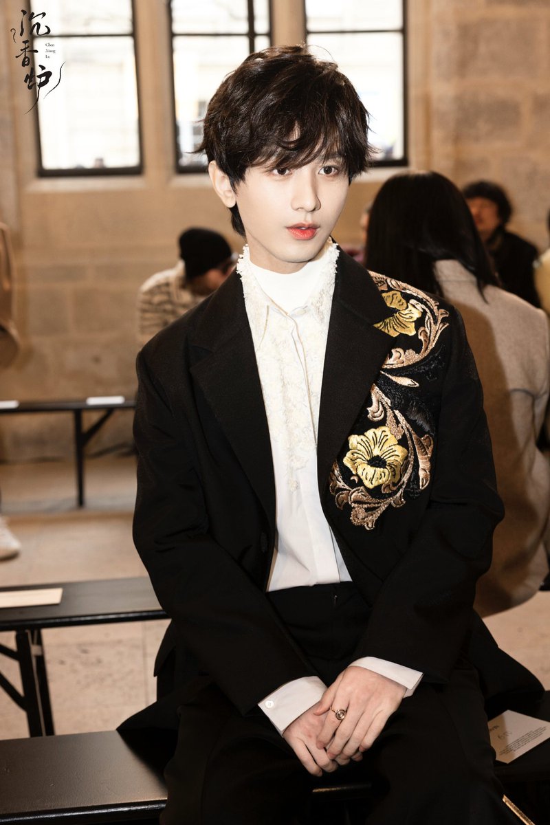 LotusLi277's tweet photo. Breathless beauty @Lanvin
CHENGYI FOR LANVIN
#ChengYixLanvinFW23 https://t.co/P6C3lzTav0