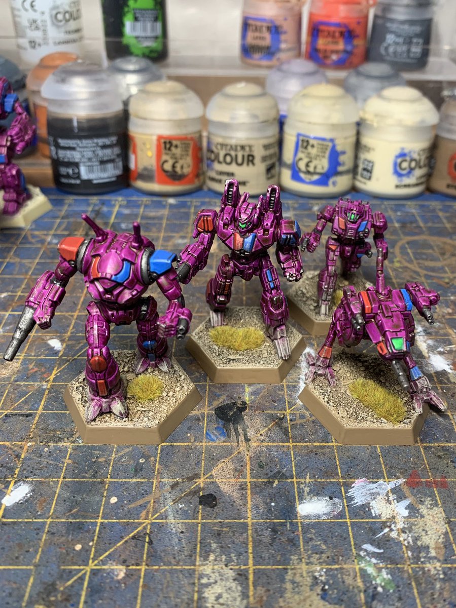 Finished the scout lance of Locust, Wasp, Wraith and Phoenix Hawk. #paintingminiatures #battletech #alphastrike #marikmilitia