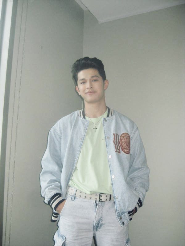 AljonMendoza_'s tweet photo. Low res estetik #teenclash https://t.co/wl7F5se5p9