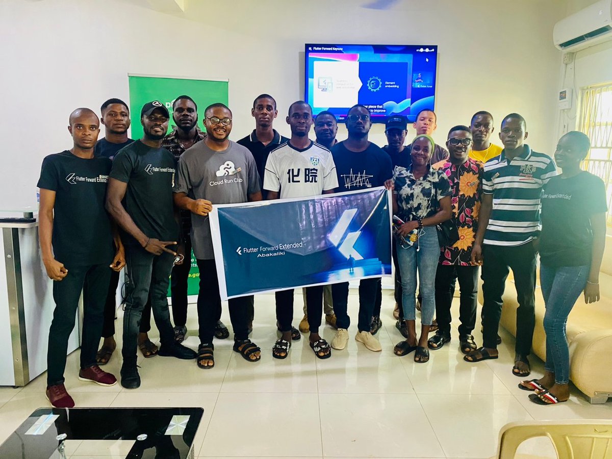 obumnwabude's tweet photo. Thanks to the great community members that came to celebrate Flutter. 

Great people like @onyedicach @giftadene_ @SimplyAleke @AliFestus @OAgbafor @POSTOROUS_ @mazi_arisi @Bobiero10 @MartinsEchi1
@DavisShedrack @codefestng @_chukwumaihe

#FlutterForward
#GDGAbakaliki https://t.co/pYdtSFuSG1