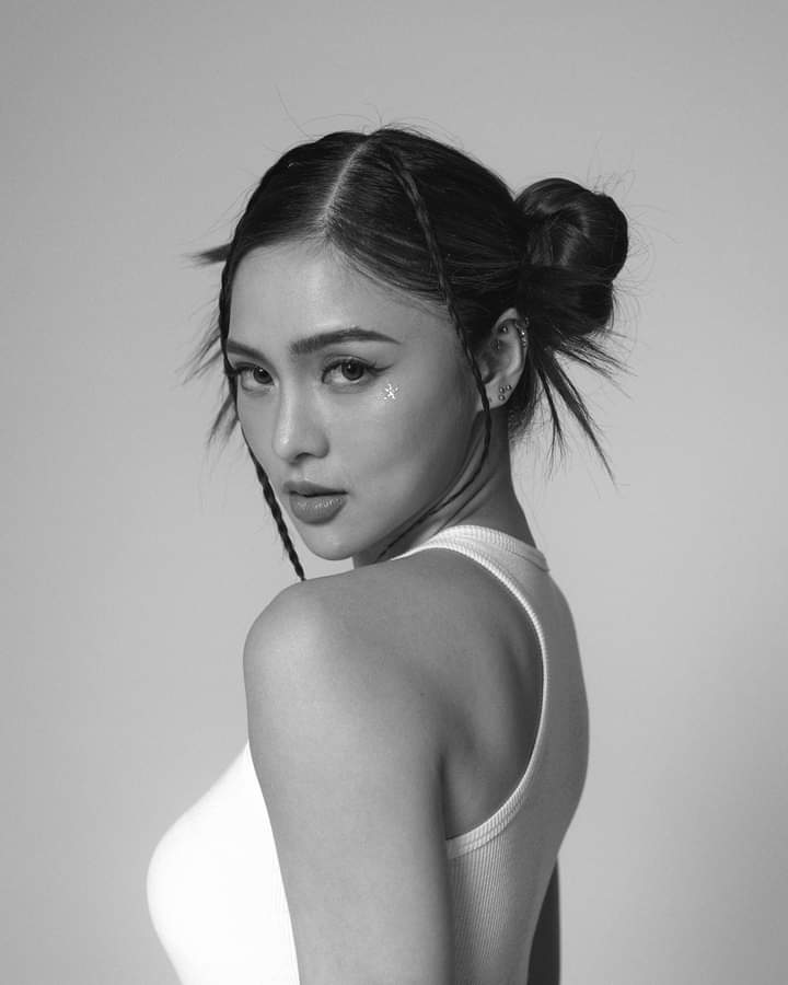 jamari05e's tweet photo. My queen of visuals. 😍
📷: @prinsesachinita https://t.co/jUS2V8B5I1