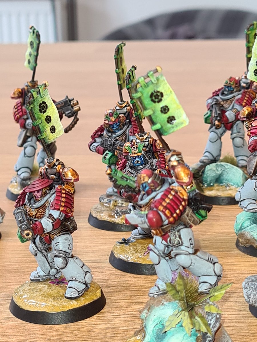 Jumlock's tweet photo. Finally finished my oda clan samurai space marines conversion #spacemarines #warhammer40k #WarhammerCommunity #warhammer #miniaturepainting #miniatureconversion #tabletopgaming https://t.co/jVpTZE9X4D
