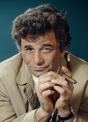 chevysgirl11's tweet photo. Good afternoon I'm late Today Have a Good Day Everyone or Night Wherever you are 🌍Sunday is My Routine 🤣#Columbo 
#5USA channel for all You fans 🤣😂 https://t.co/p710PK4ySz