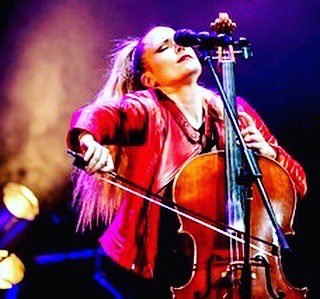 Fotos del Concierto del viernes de SEÑORITAS ON FIRE. Volvemos el viernes 10 a las 20h venta de entradas en El Corte Inglés <a href="/CristinaSuey/">Cristina Suey</a> <a href="/bre/">bre</a> <a href="/alejandralopez/">Alejandra Lopez</a> @martamqnsillablanco