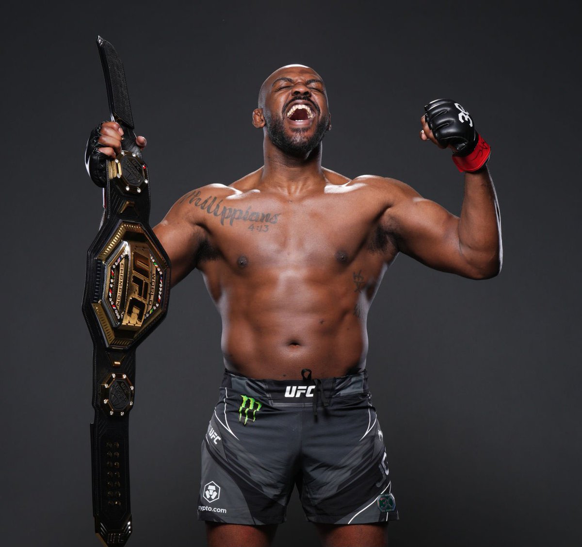 The greatest fighter of all time 

Argue with the wall