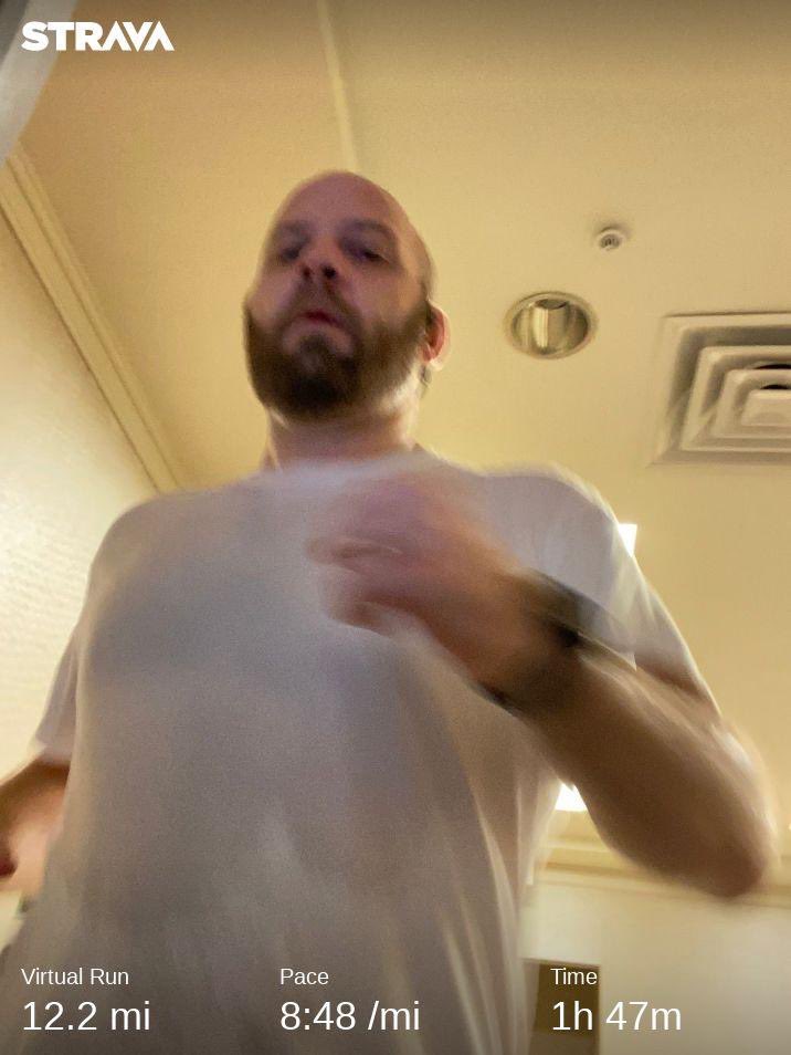 KeithPiccard's tweet photo. Day 128 of #FitLeadersGrandRapidsMarathon, #FitLeadersBayshoreMarathon & #CrystalLakeMarathonRelay TRAINING w/ 12 #MaffetoneMethod miles @MikeREarnshaw @martian434 @RyanBJackson1 @ziz87 @mccreah10 @MistahBruno @NathalieR71 @fit_leaders @CoachGoodman @CoachTLambVB https://t.co/LAdfzz5VDF