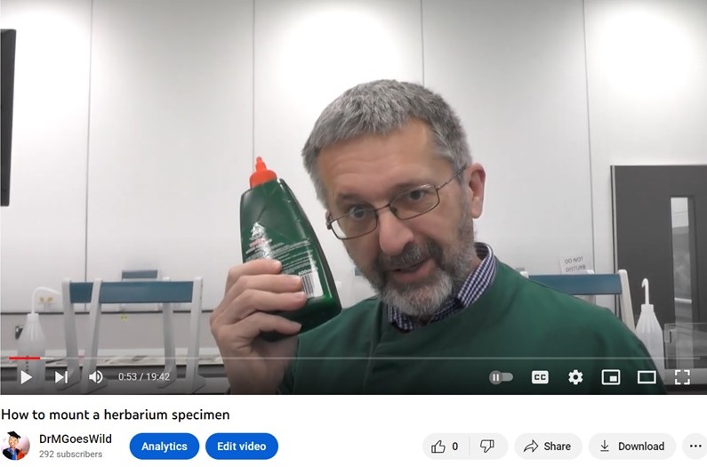 drmgoeswild's tweet photo. Want to make herbarium specimens but not quite sure how? Check out our new @BotanyRNG @RNGherb demonstration video here @UniofReading @ReadingBioSci #MScSISS
https://t.co/ag9u1tqPPE https://t.co/hA4HYTvfDP