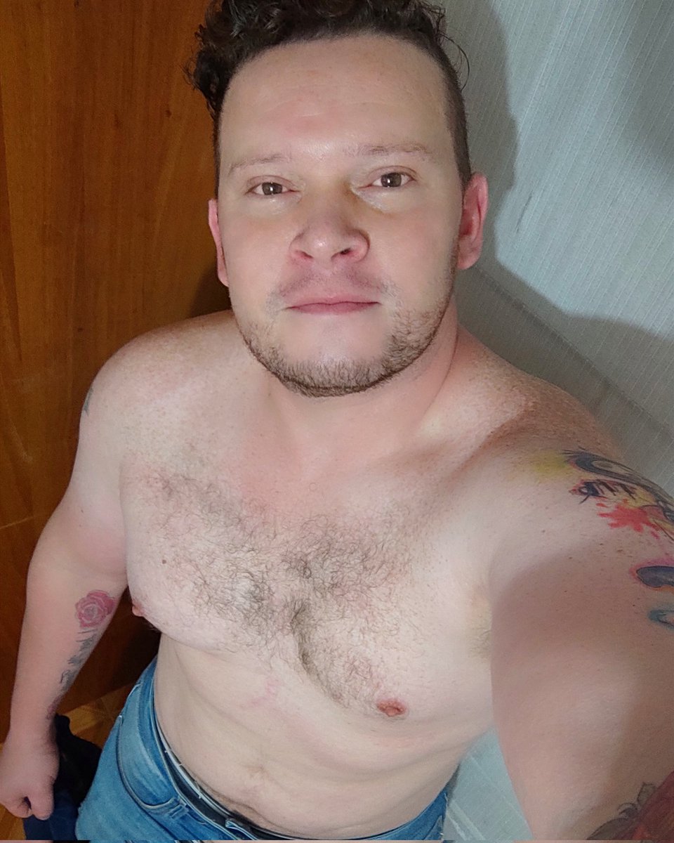 JonathanArangi1's tweet photo. Gorditos y Bonitos Cabo, Gorditos y Bonitos! 

#gorditosybonitos #goodvibes #gaypride #ginger #gingerbeardman #gaybearsandcubs #gaybear https://t.co/XFxdUOZ4iY