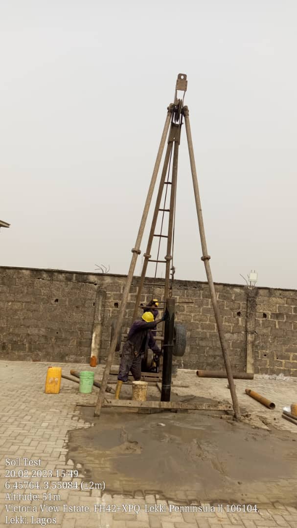 Jonjoe_Geotech's tweet image. A little throwback to last week when our team of experts were at Rccg Jesus Embassy VGC carrying out quality service delivery.

#newweek
#geotechnicalengineering
#geotechnicalconsulting
#jonjoeGeotech
#jonjoegeotechnical