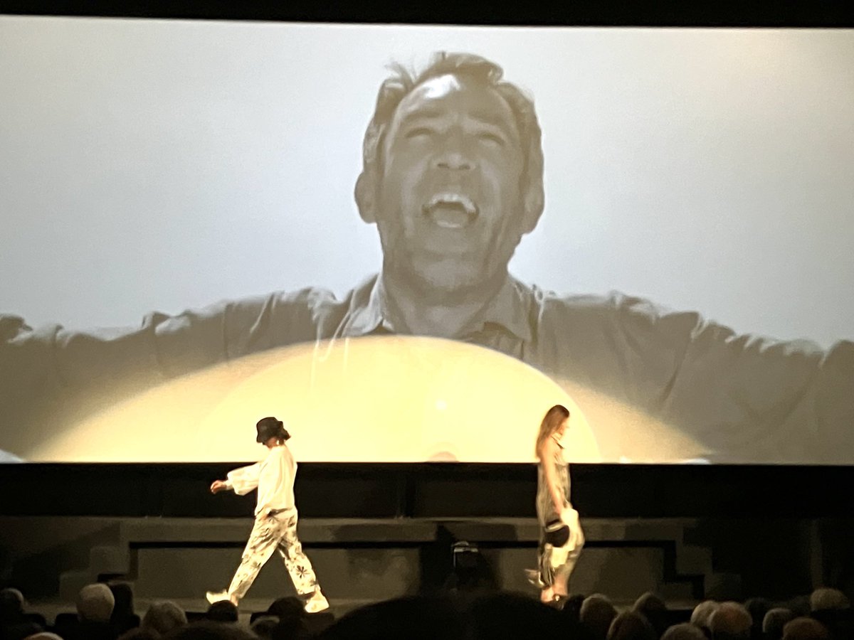 GmurHelen's tweet photo. Das war sensationell! 💯😎🤩🇨🇭
#Sunday #Dimache #Fashion #Show #CinémaBio #Carouge #Genève #Suisse
https://t.co/kS19GE1Dkt https://t.co/pL2ygcAdq9