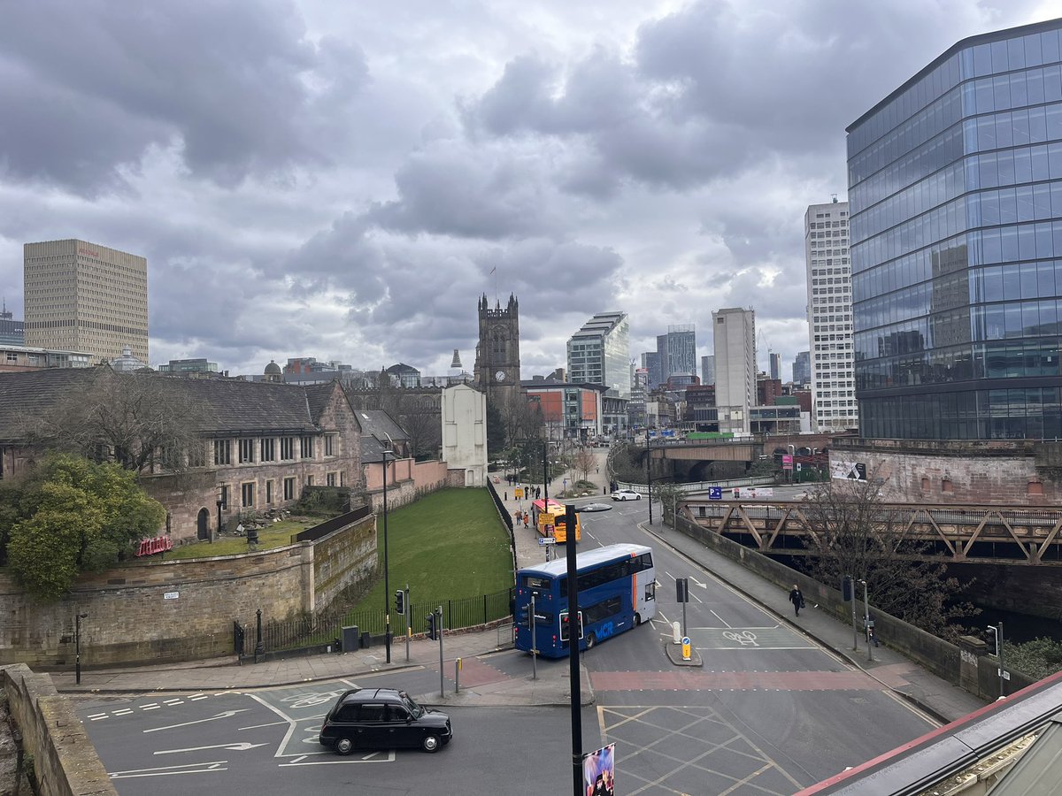 maxwelfyyyy's tweet photo. Manchester https://t.co/Jom862t7D1
