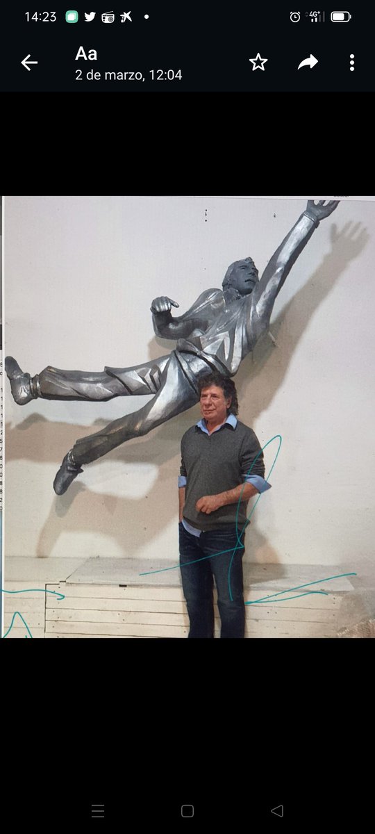 MKobeaga's tweet photo. homenaje de Ranieri al Txopo, CAMPEON!!#Iribar80 https://t.co/Vncx0HwpZZ