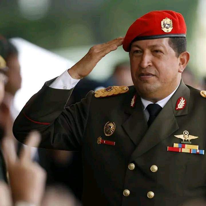 A 10 años del fallecimiento de Hugo Chávez, su ejemplo e ideas continúan vigentes.
Su impacto en la historia fue como un rayo de esperanza que estremeció no solo a #Venezuela, sino también a Nuestra América. #CubaViveEnSuHistoria #ChavezVive