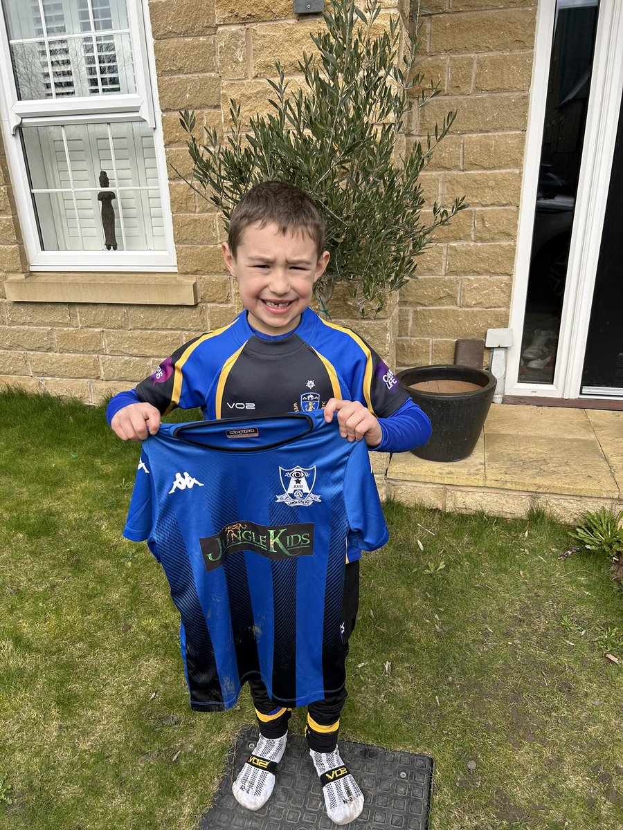 Emma Hardy tweet media