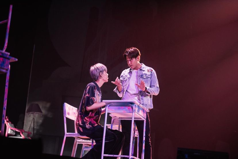 _nnnnmps's tweet photo. หมากพ��พีน่ารักสุดๆพีพีกับทีมงานโคตรเก่งที่เอามาได้เซอร์ไพรส์มาก ปกติพี่หมากนางขี้เขินขี้อายจะตายเต้นก็ไม่ค่อยเป็นอีกอยากรู้พีพีไปชวนพี่เค้ามายังไงหนูไปพูดอะไรพี่เค้าถึงยอมแต่ดีใจที่ได้เห็นนางลองทำอะไรใหม่ๆ ขอบคุณพีพีอีกรอบนะคับ เก่งกันมากๆเลย 👍🏻❤️ #PPKritLitGlitter_Day2 #หมากปริญ https://t.co/ofD9BLDIbX