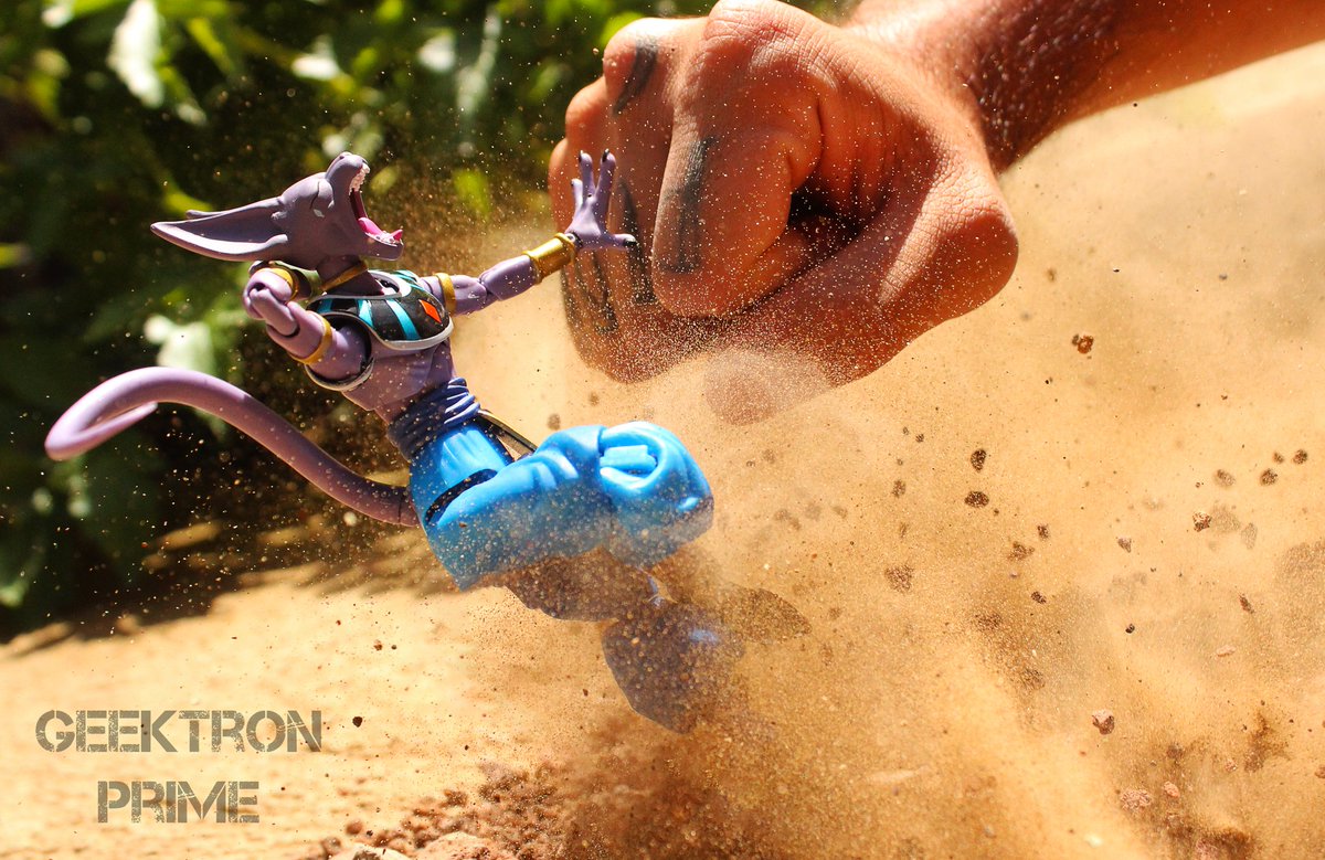 My fist bump collab shot, check ir on my IG GEEKTRON_PRIME
#nerdlife #toys
#toycollector #photography 
#articulatedalliance #hfigs
#toyoutsiders #actionfigurephotography 
#toyrevolution #toyuniverse 
#toyphotography #toptoyphotos
#photooftheday #toyphotographer