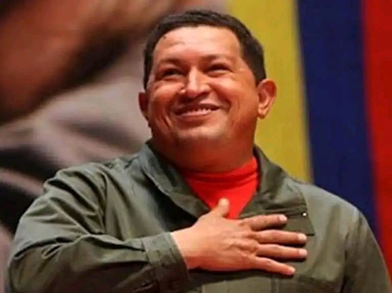 Llegó el General de Ejército Raúl Castro Ruiz, a la hermana nación Bolivariana para participar en el homenaje  al eterno Comandante y  amigo de #Cuba Hugo Chávez en el décimo aniversario de su partida física.
Gracias Chávez por revivir el sueño de Bolivar
#ChavezVive