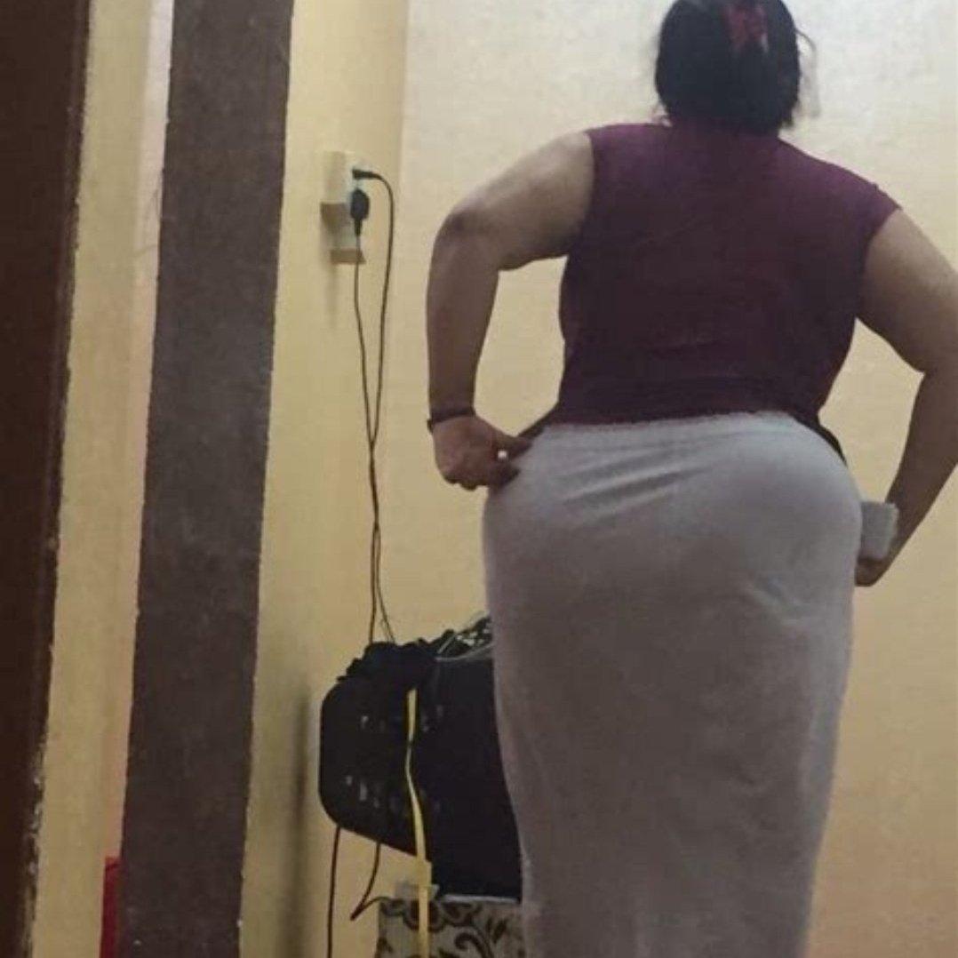 هذي البنت تبي تسهر خلفي تبي تعال خاص اكلام البنت