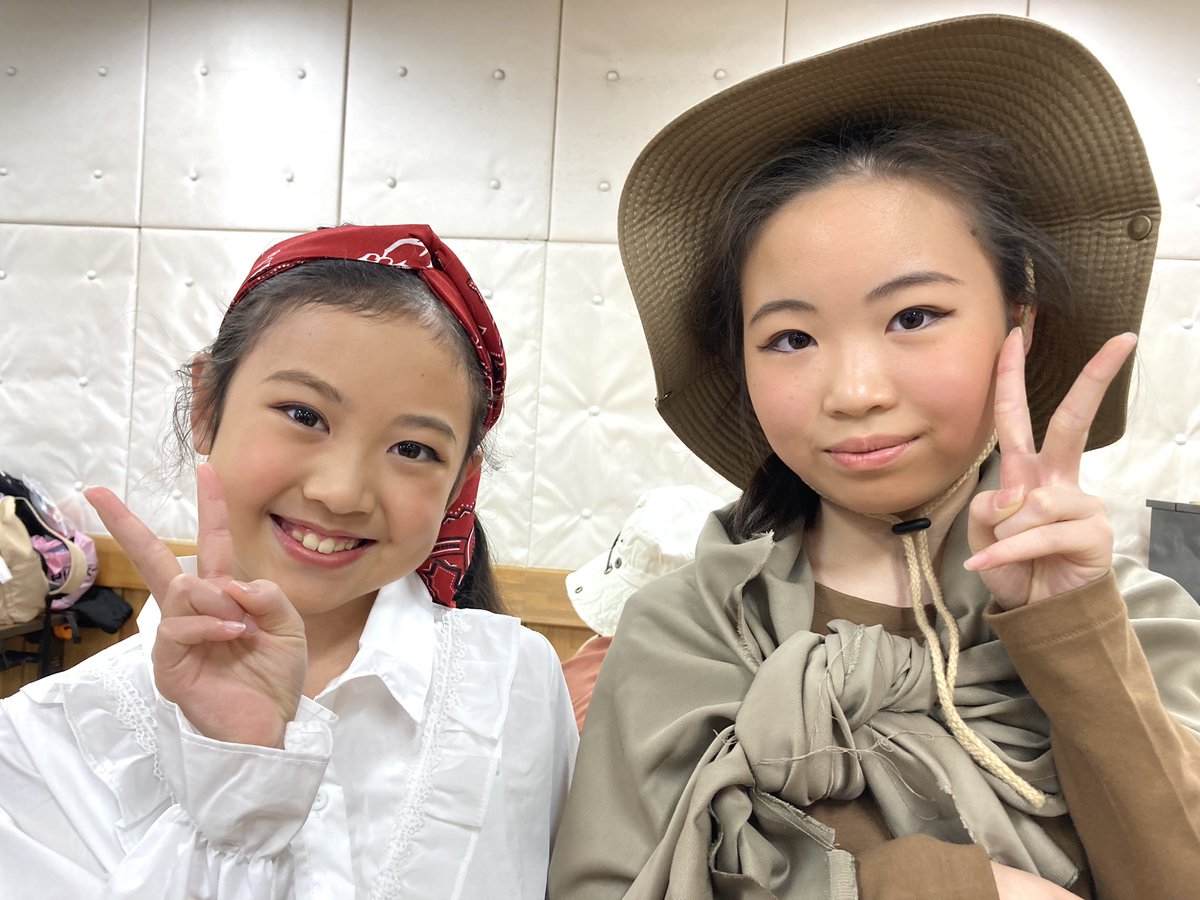 kawakawanatsu's tweet image. #オールドウエスト2023
ビジュアル撮影✨
#野郎ども2022 で一緒だった２人と📷

田﨑莉央ちゃん@Yukkipoohn 
大好き💕💕
いつも元気です！

中山璃子ちゃん@riko___nakayama 
とても優しいお姉さんなの🥰

チケットはこちら↓
quartet-online.net/ticket/fcujfwn…

#FREESIZE
#AngelPro
#河井夏紀