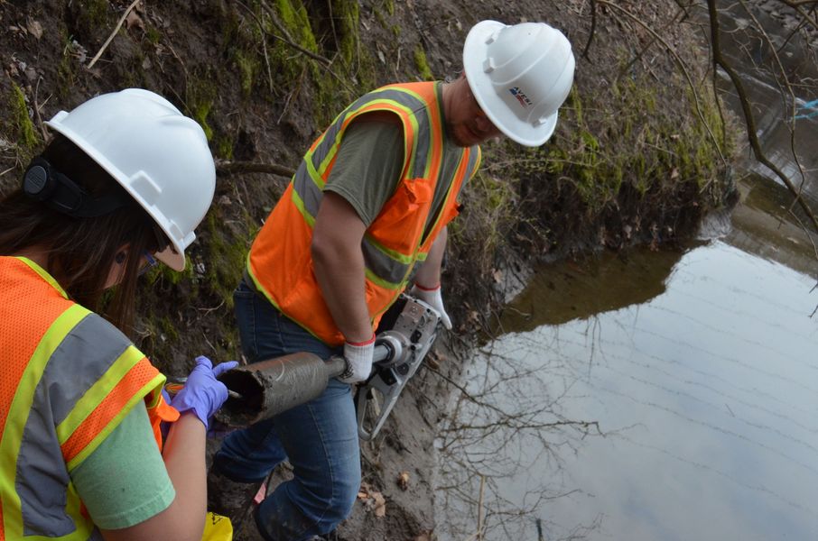 USACEHQ's tweet photo. .@TeamSaintLouis #FUSRAP crews frequently navigate rough terrain, enduring challenging conditions to collect the samples necessary for a thorough investigation. The team remains committed seeing its mission through in support of the communities it serves. https://t.co/qH4Ycu0RJ2