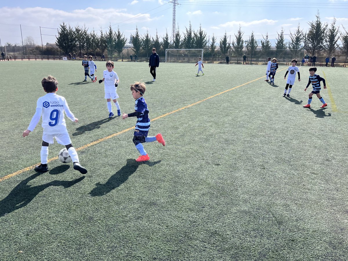 Resultados fin de semana:
Alfaro 8-0 Juvenil
Laurus 0-4 Cadete
Vianés 0-3 Infantil
2011  0-6 Calahorra
Derrota del 2014
Empate del 2015