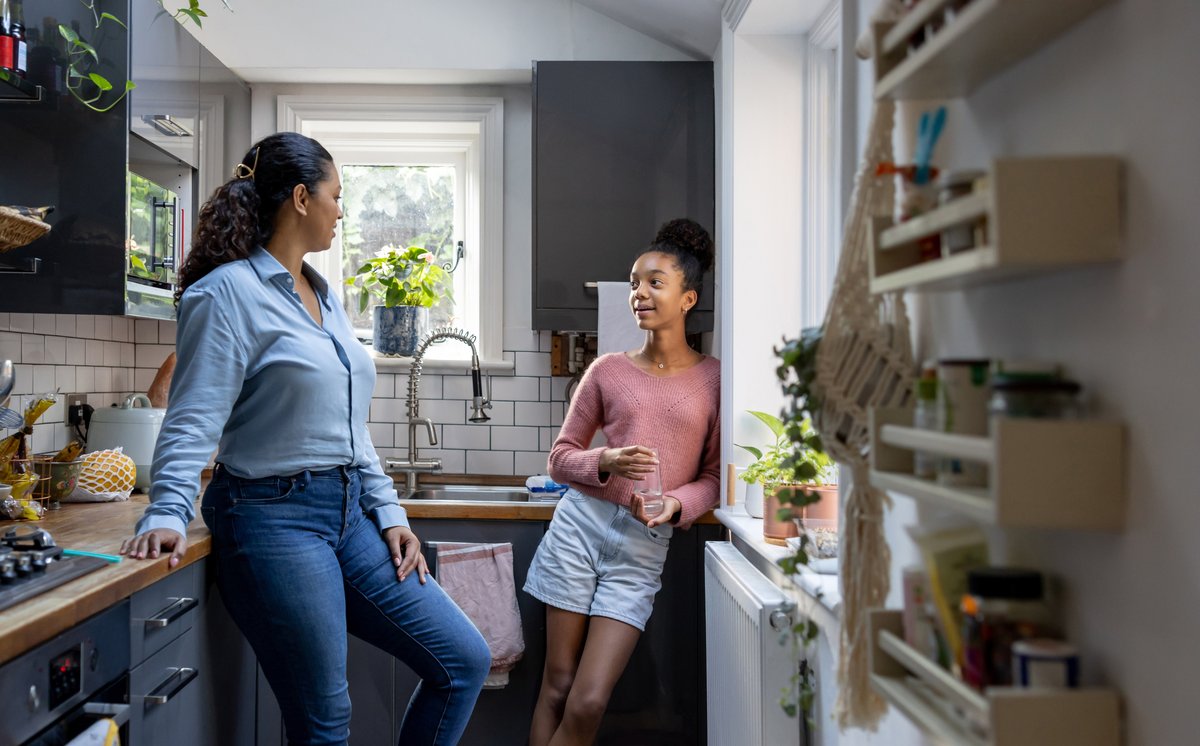 OttawaHealth's tweet photo. Are you a parent or guardian of an ACB teen? #haveTHATtalk about resilience! Resilience skills can help your teen cope with challenges and setbacks.
Learn more: https://t.co/aPtcl0OtEQ
#BlackMentalHealthWeek https://t.co/UjlIkEhdK7