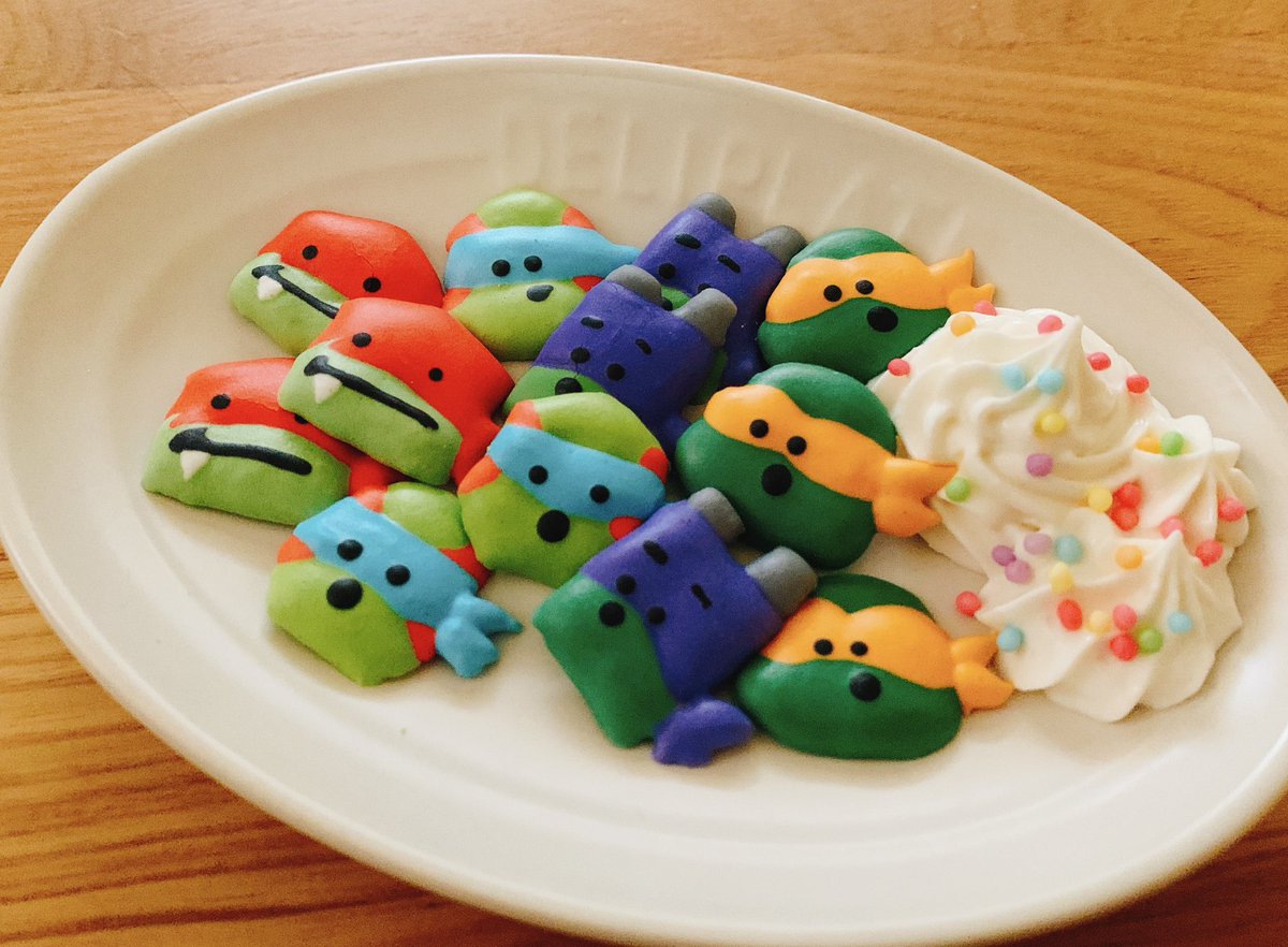 skyfrjtfr's tweet photo. 気まぐれ再掲のメレンゲ菓子です https://t.co/gfuVHnSsnv