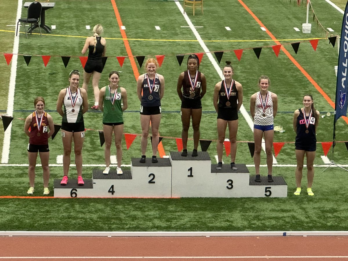 OOHSTandF's tweet photo. Congrats to freshman @brooke_chapman4 for placing 5th in the State in the 800m run with a PR of 2:19! #awesome https://t.co/yV2JlldFV2