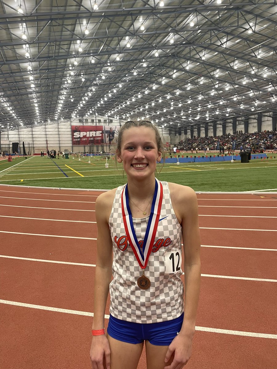 OOHSTandF's tweet photo. Congrats to freshman @brooke_chapman4 for placing 5th in the State in the 800m run with a PR of 2:19! #awesome https://t.co/yV2JlldFV2