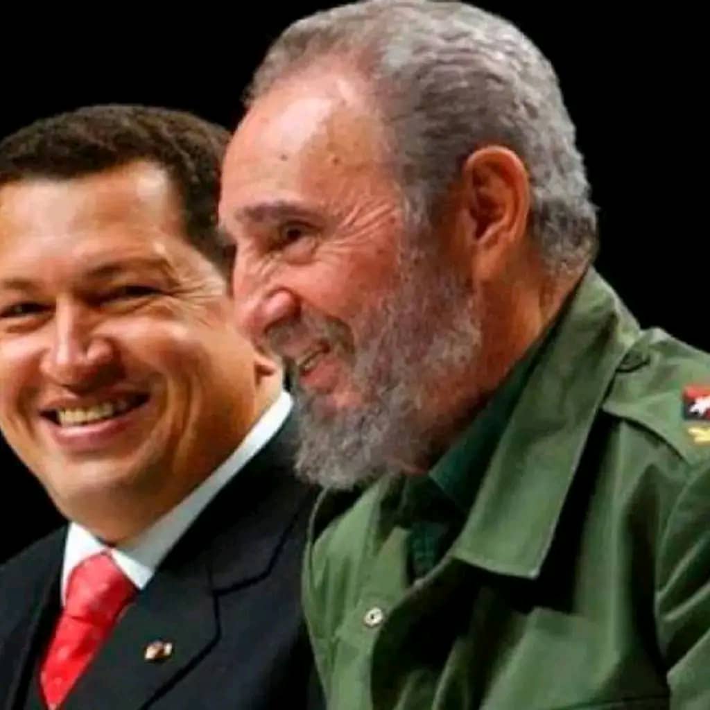 Hugo Chávez, por siempre Comandante
Fiel heredero del pensamiento de El Libertador, Chávez cambió con su animoso y enérgico andar el significado del continente #ChavezVive #EducadoresCamagueyanos #MejorEsPosible <a href="/CubaMined/">MINED</a> <a href="/escuredo_mercy/">María Mercedes Escuredo Olazabal</a>