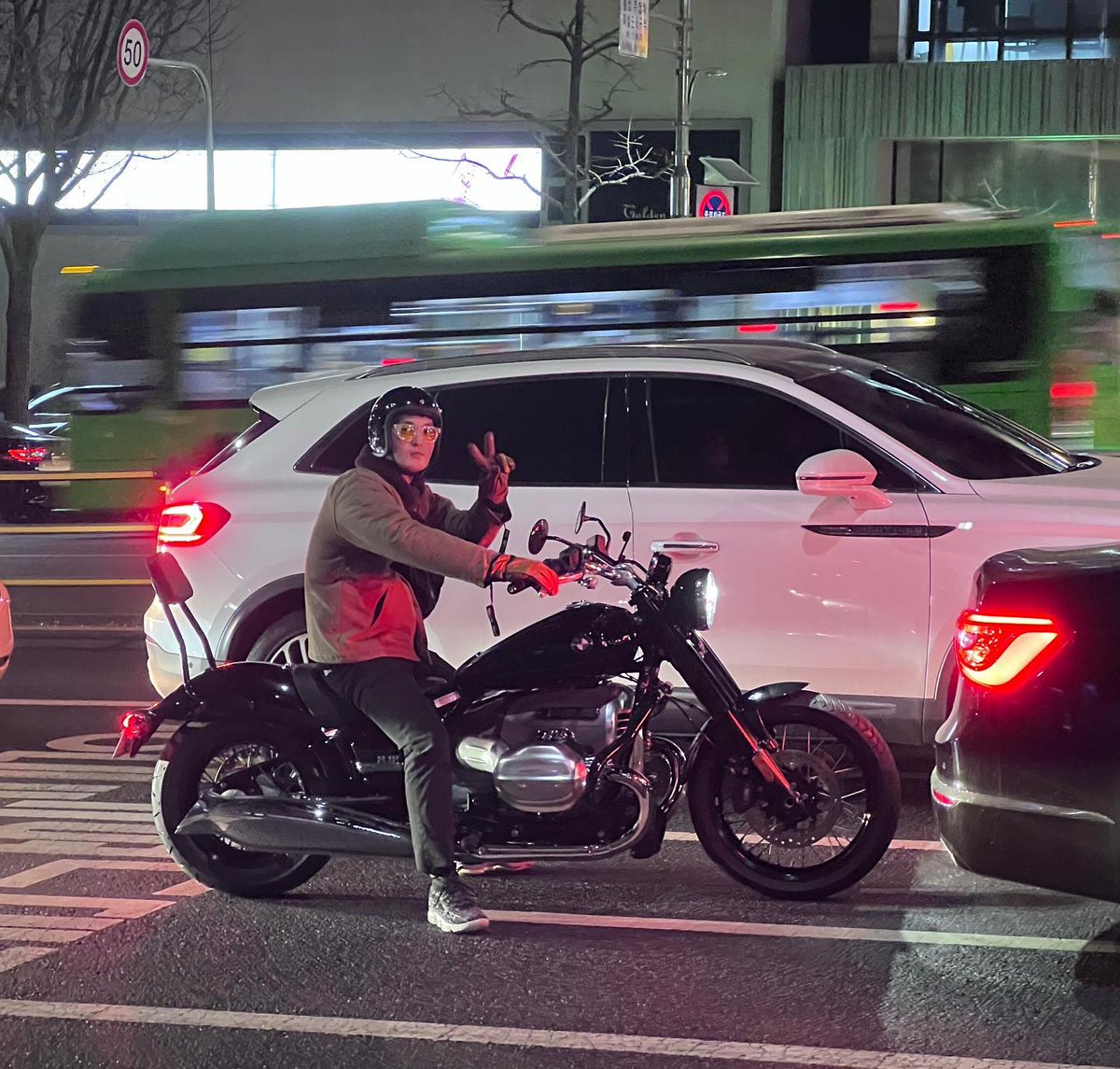 runwway's tweet photo. ziu motoqueirooo https://t.co/2neb17qB1A