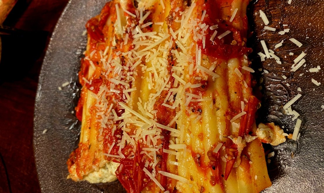 It’s incredibly creamy, soft and delicious! Manicotti is one of my all-time favorites and I finally had the time to make it! bit.ly/3ybOFmS #Manicotti ♥️
