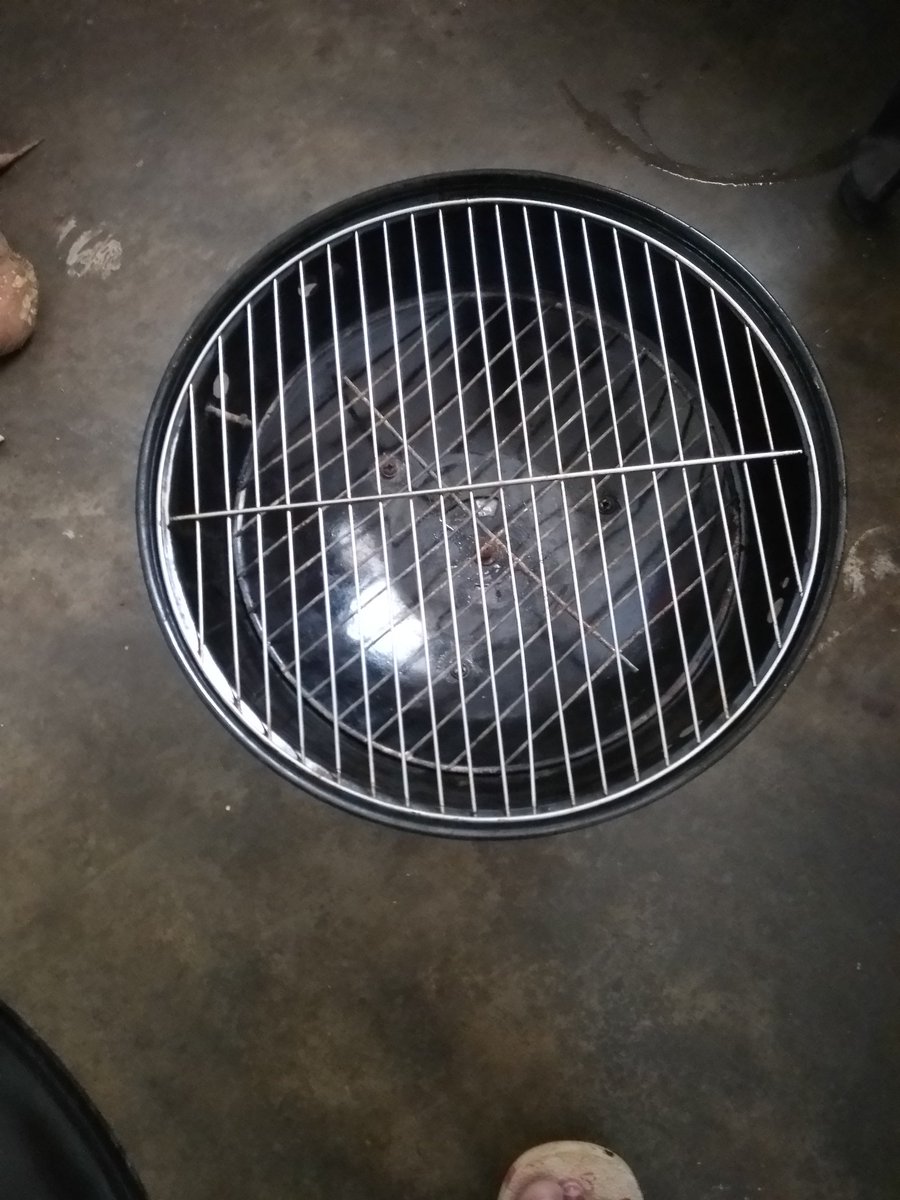 Tlothatso2's tweet photo. @UltimateBraai #FlameOnUBM #UBMS8
#Firesmiths I need this because i have small braai stand for one person. And i want to invite family and friends to celebrate my son's birthday so I'm hosting a braai .
@Farhana4July
@SENOAMADIKGAODI
@Nkosina47132701 https://t.co/3eQ3JIcv4k