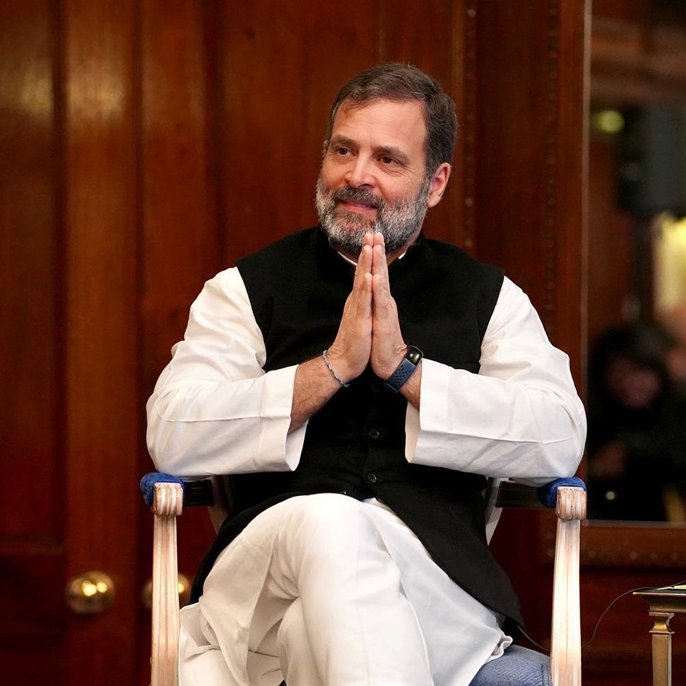 Rajender_INC's tweet image. @RahulGandhi टेलीप्रिंटर से नही, दिल ओर दिमाग से बोलते हैं।।
देश और दुनिया की पहली पसंद बन चुके हैं राहुल गांधी।। 
वेसे भी अब टेलीप्रिंटर का जमाना जाने वाला है..
@ijaz_multani123
@VikasGauravIND
@kharge
@ashokgehlot51
@PParashar60
#Target2024