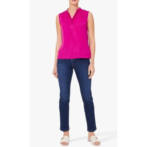 Kimbeme12461's tweet photo. So good I had to share! Check out all the items I'm loving on @Poshmarkapp #poshmark #fashion #style #shopmycloset #rozali #vincecamuto #justice: https://t.co/PKMwATMiUv https://t.co/MiGoKap2I4