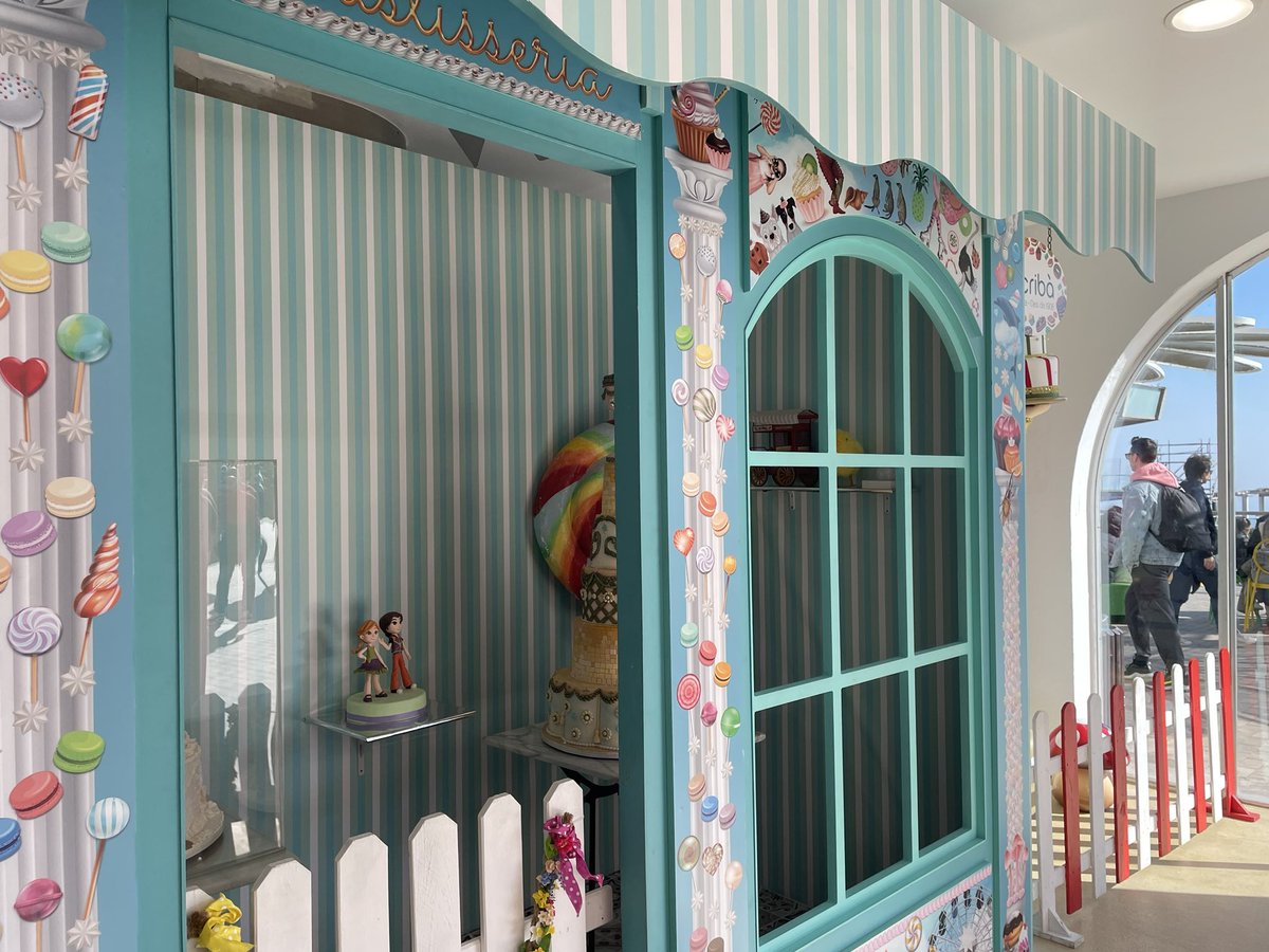 FrancescGimmar's tweet image. Hem vist en Pau i la Jana més dolços al @parctibidabo @elpotpetit  #Escribà 

Els nens us han vist de seguida 🥰