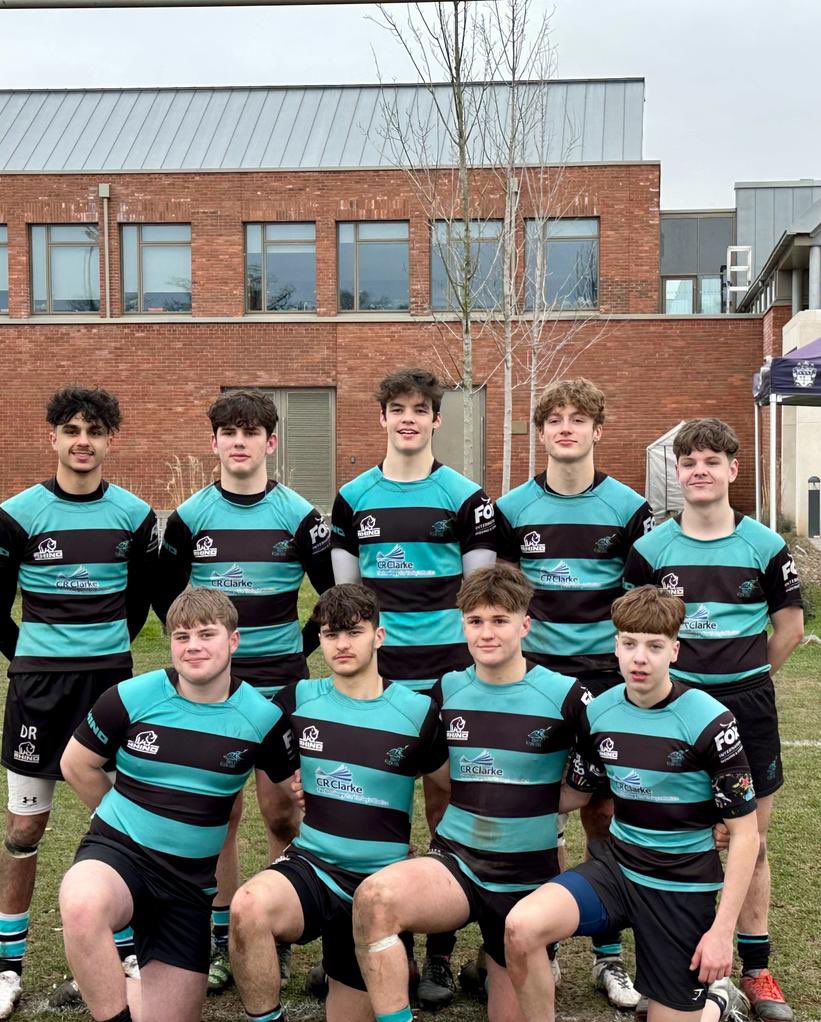 eric_styles's tweet image. Great day #warwick7s yesterday and really proud of @AG_BroEdern @BroEdern especially U16’s Bl11 who beat Warwick in the final 34-0 to win the shield. Tough group stage but a fantastic result at the end of the day- Da iawn bechgyn. Diolch Mr Jones ac holl athrawon yr adran.
